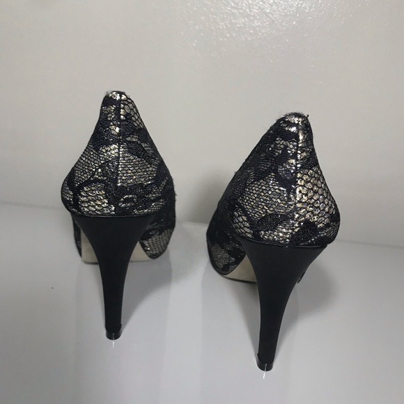 🛍 Aldo Black Lace Overlay Peep Toe Heels - Picture 4 of 8